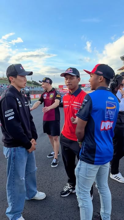 High Council Asia Talent Cup berbincang. Hurmm discuss…