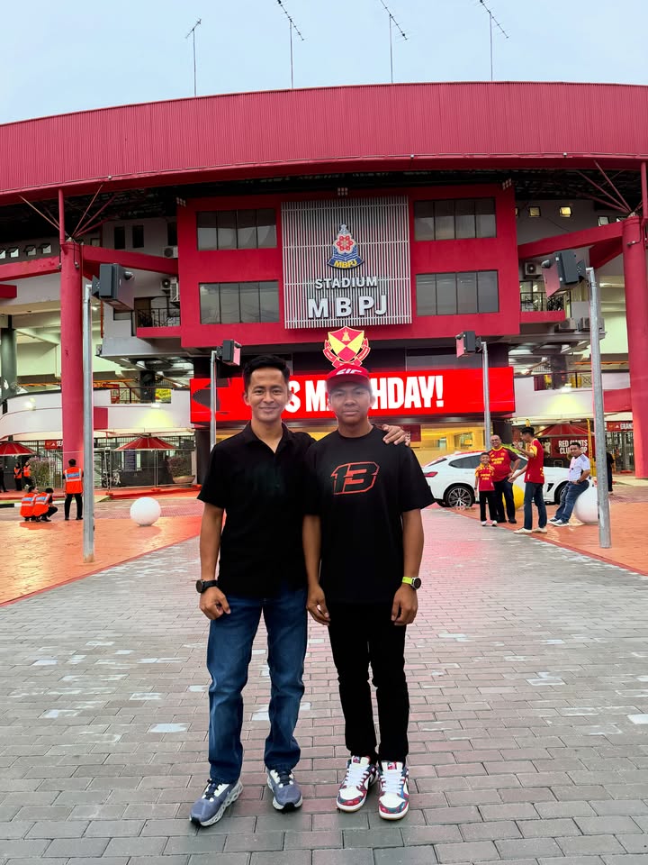 Bola sepak? Hakim Danish? #HD13 #ZKRacing